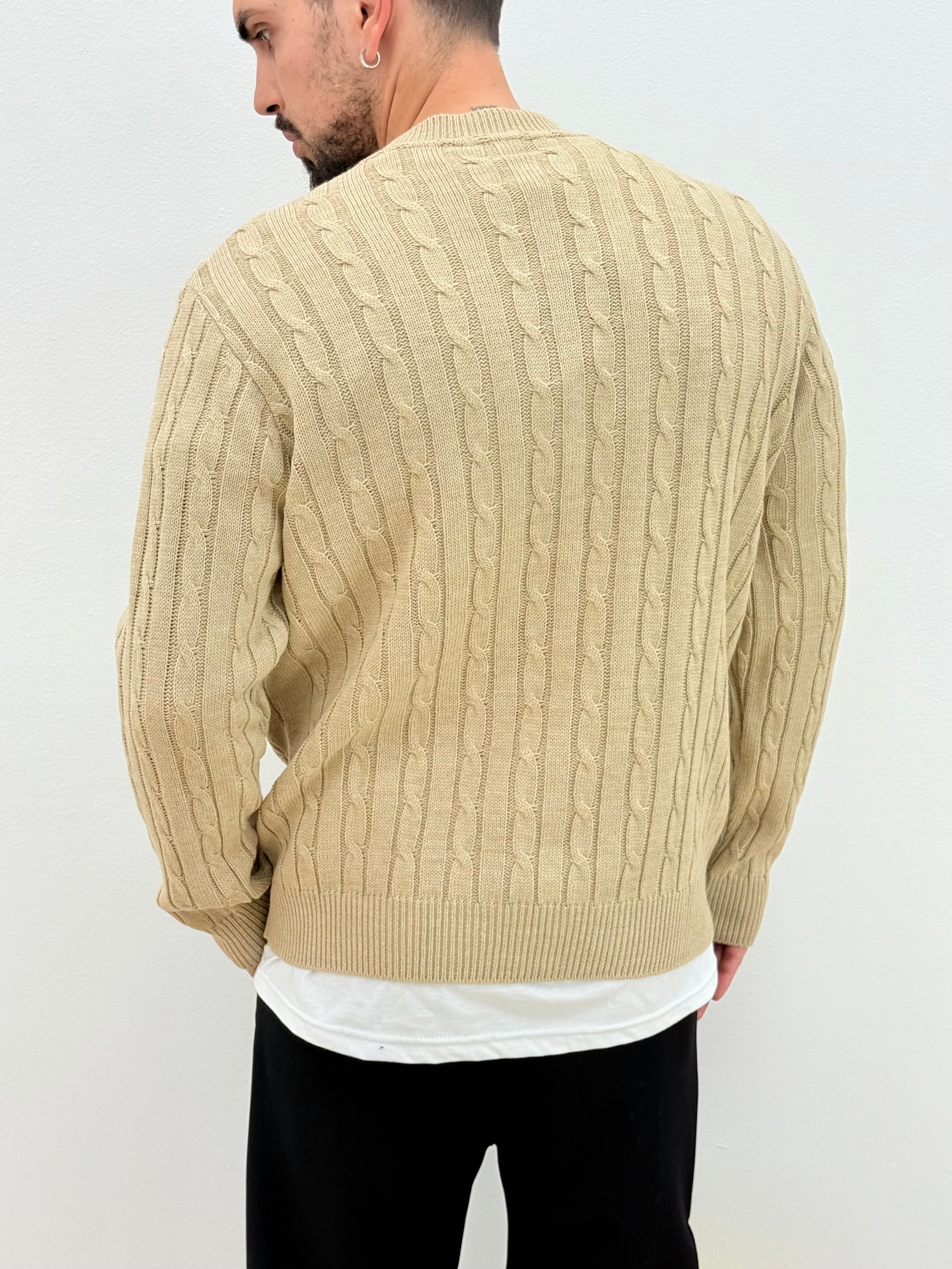 Collection of Pullover Treccia in a gallery layout